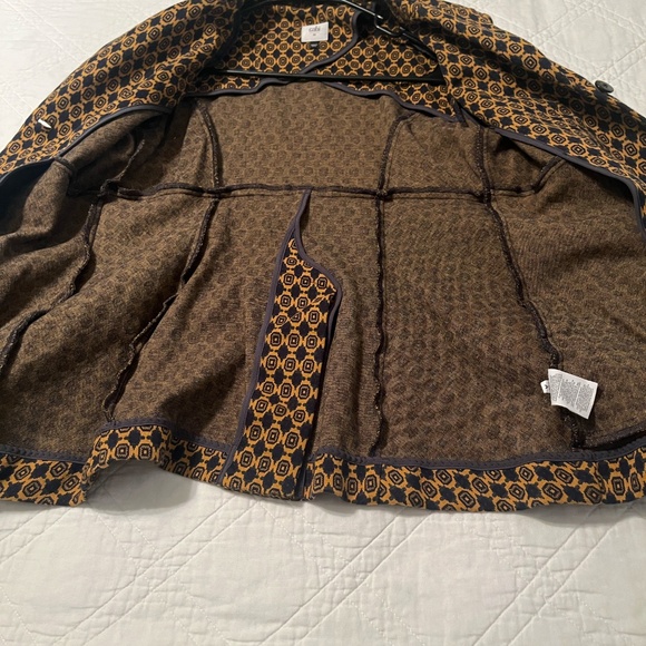 CAbi Kensington Proper Standout Medallion Blazer Jacket 3372 Mustard & Blue Med. - Picture 8 of 13